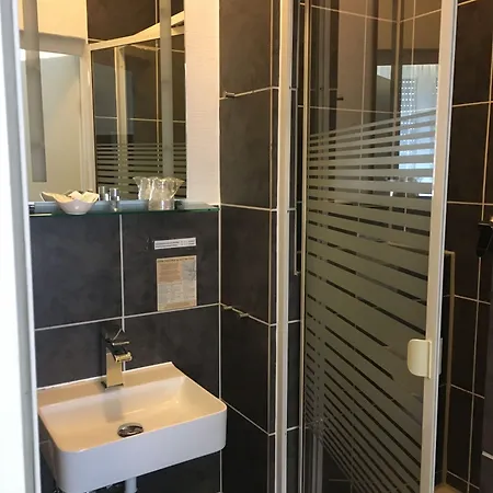 Hotell Goldener Falke