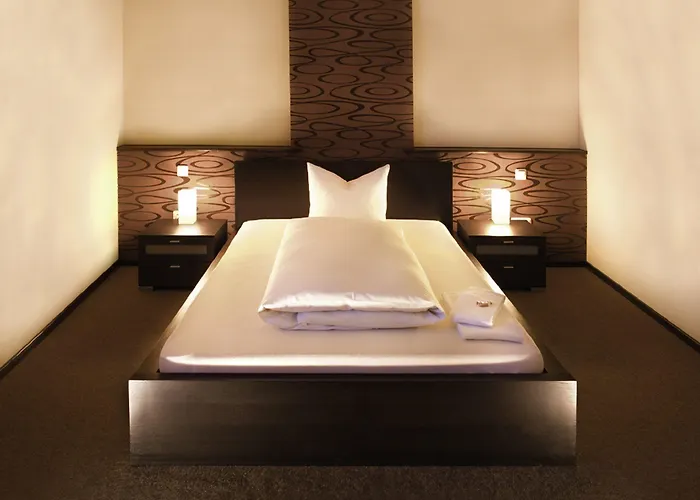 Goldener Falke Hotel Augsburgo